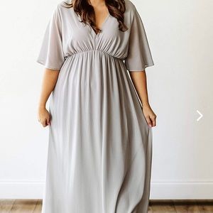 Timeless Beauty Curvy Maxi Dress